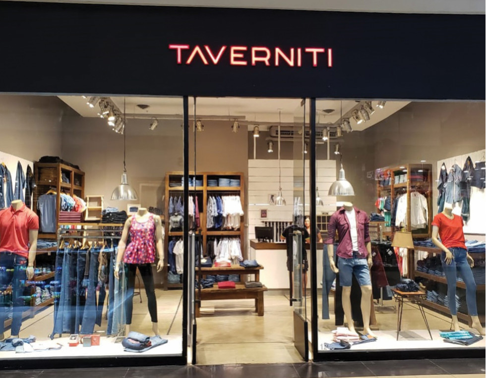 Taverniti foto